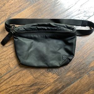 Lululemon Fanny pack